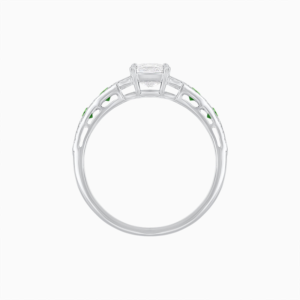 Cushion Shape Arrow Head Shank Ring with Diamond
