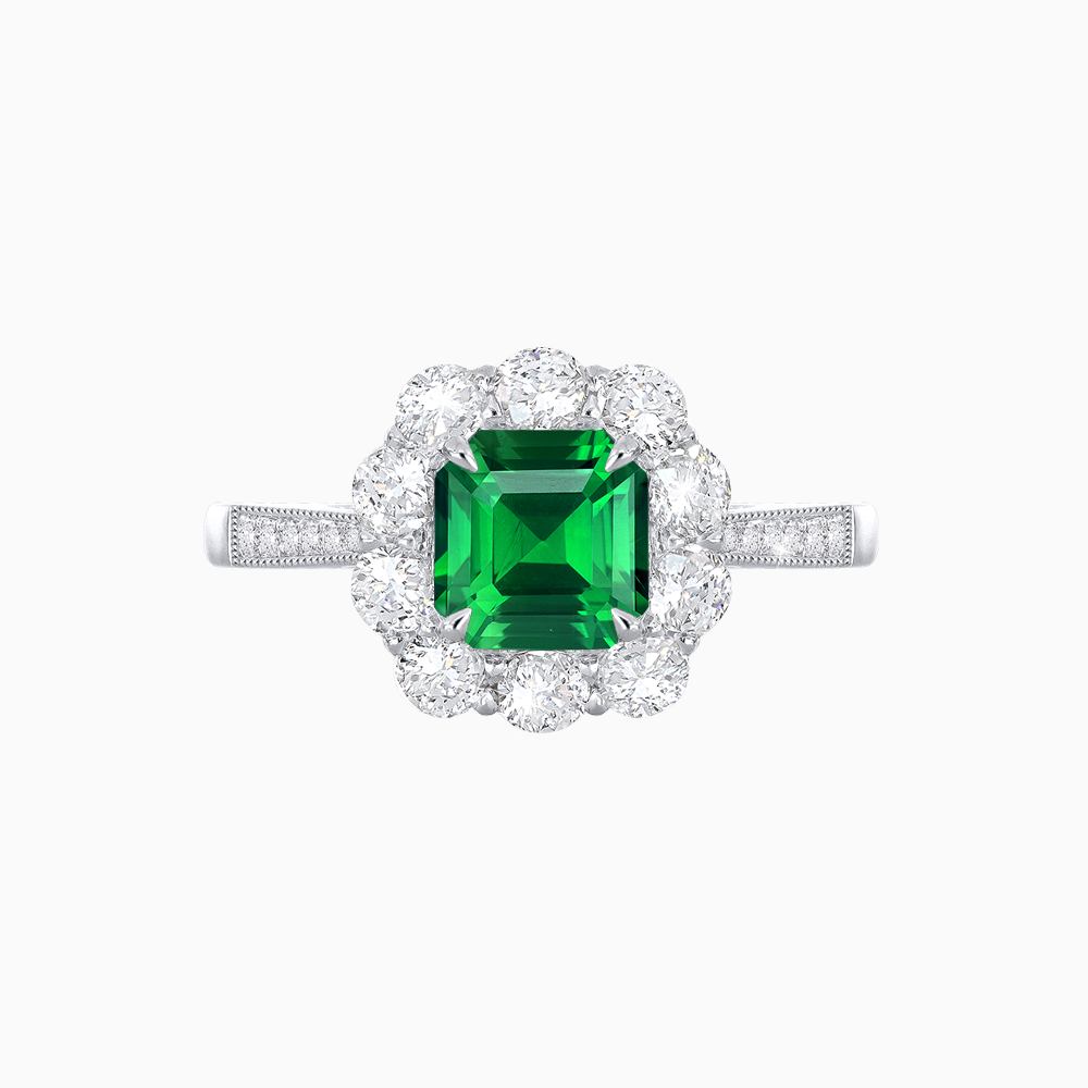 Elegant Asscher Cut Ring with Vintage Flair