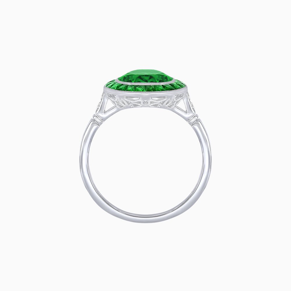 Timeless Round Cut Ring with Customizable Gemstone Halo - Shahin Jewelry